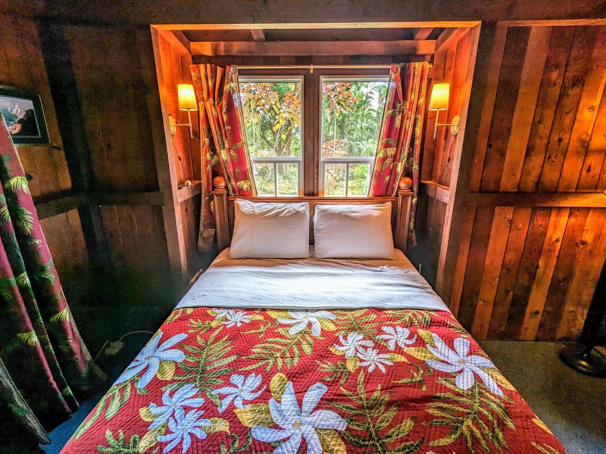 Kehena Mauka Nui Club Lgbtqia+ Clothing Optional Bed & Breakfast Pahoa Oda fotoğraf